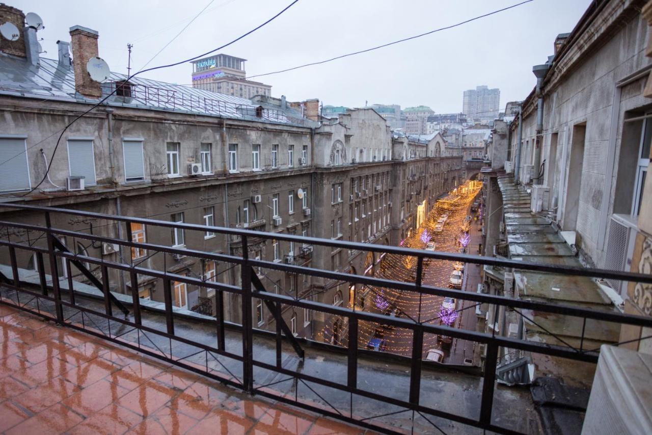 911 Apartments Khreshchatyk Kiev Dış mekan fotoğraf